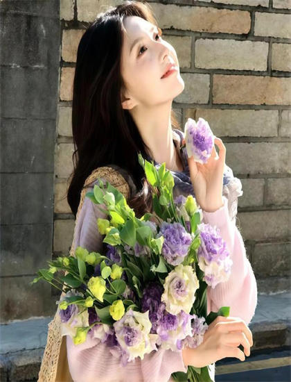 如何欣赏女村长？观看指南教你理解社会意义与现实价值 提升观影体验